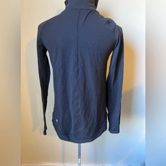 Lululemon Rulu Rally Wrap, size 2 - Picture 3 of 4